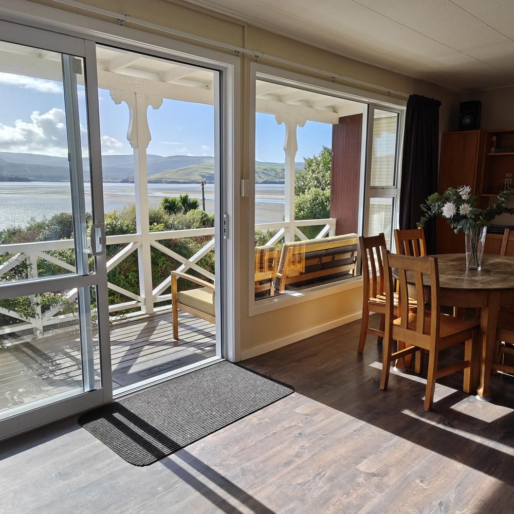 Unit 4 - Upstairs 2 Bedroom Unit
